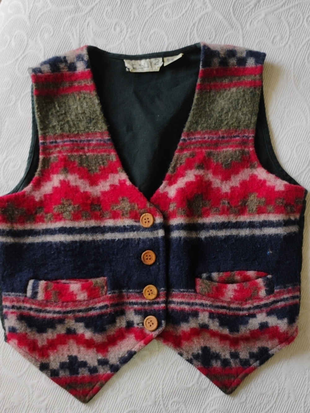VTG Heshy 2 Wool Blend Fair Isle Knit Vest Wood Buttons Size Small Bohemian